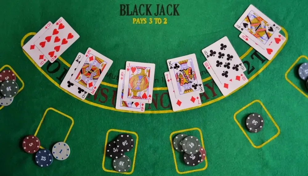 Una guida alle buone maniere al tavolo del Blackjack